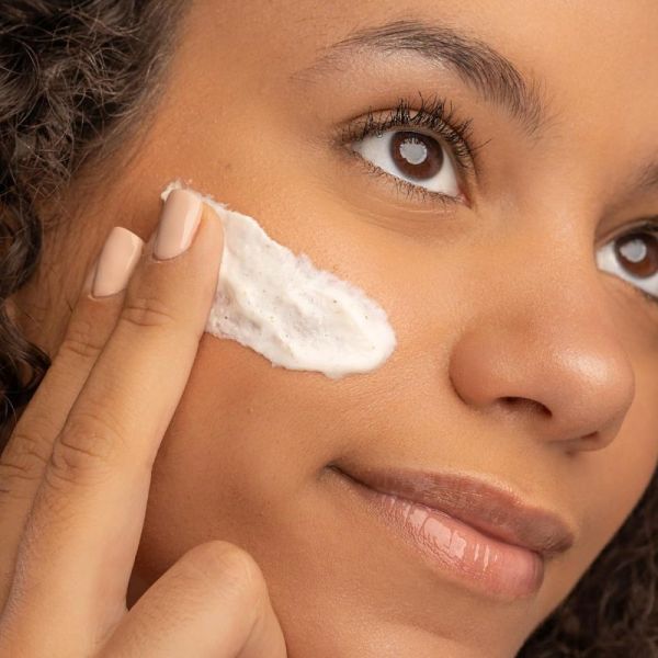 Apivita express beauty gommage visage exfoliation profonde à l'olive 2x8ml