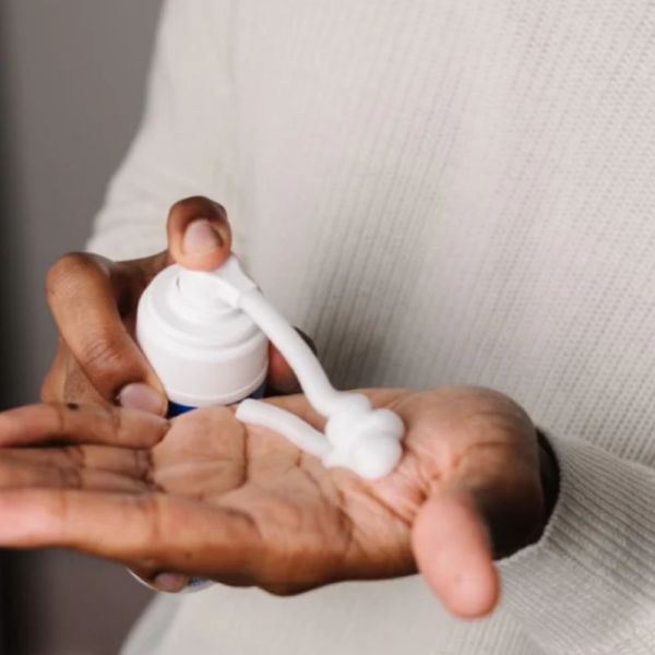 Mustela shampooing mousse nourrisson peaux normales 150ml