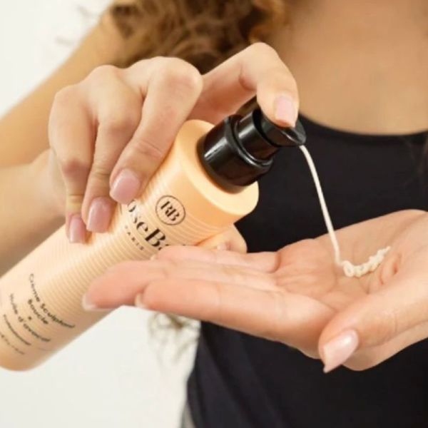 RoseBaie Leave in spécial cheveux bouclés hydratation et définition 200ml