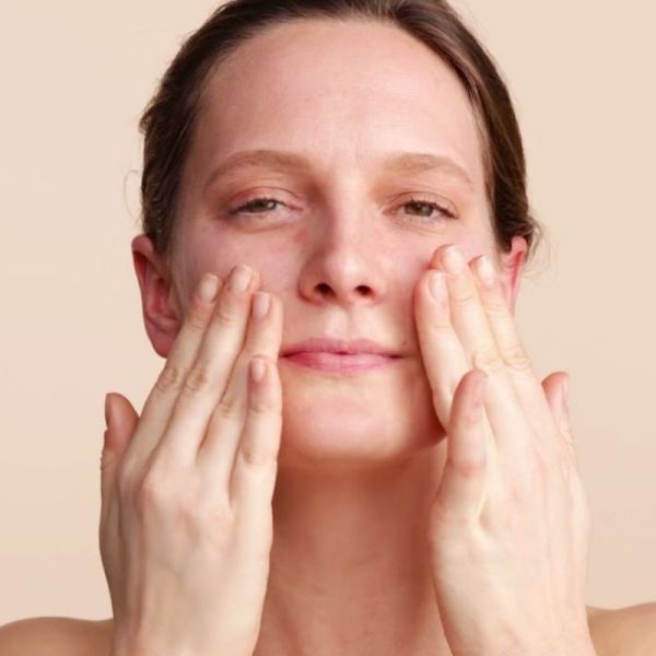 Avène Couvrance fond de teint correcteur fluide 4.0 Miel SPF20 30ml