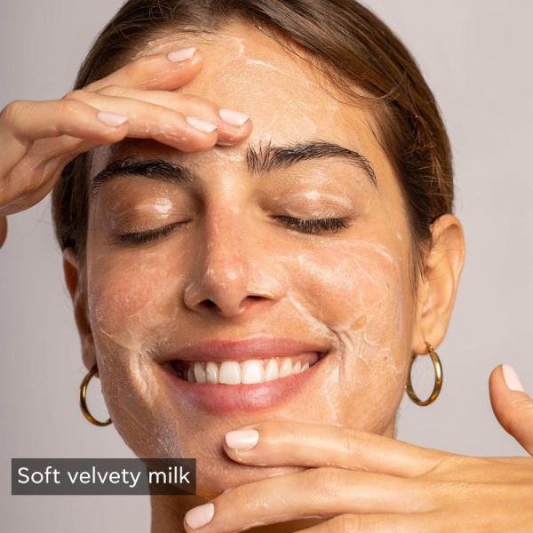 Apivit Cleansing Milk lait nettoyant 3 en 1 visage et yeux 200ml