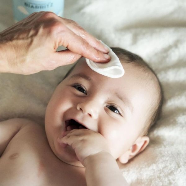 Laboratoires de Biarritz bébé eau nettoyante bio visage et corps 200ml