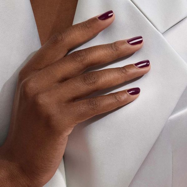 Manucurist Green Flash Vernis semi permanent Prune15 ml