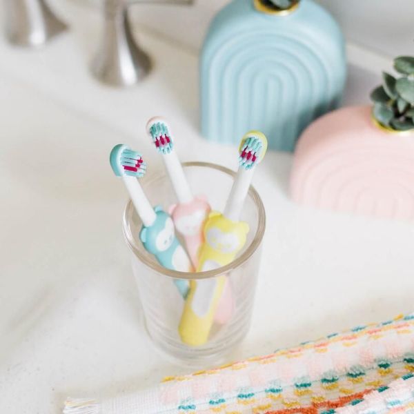 Mam Ma Première brosse à dents dès 6 mois coloris aléatoire