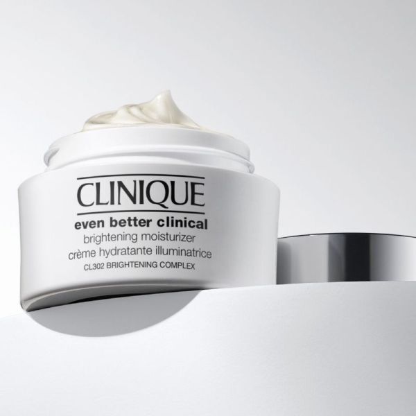 Clinique Even Better Clinical™ crème hydratante illuminatrice anti-taches 50ml